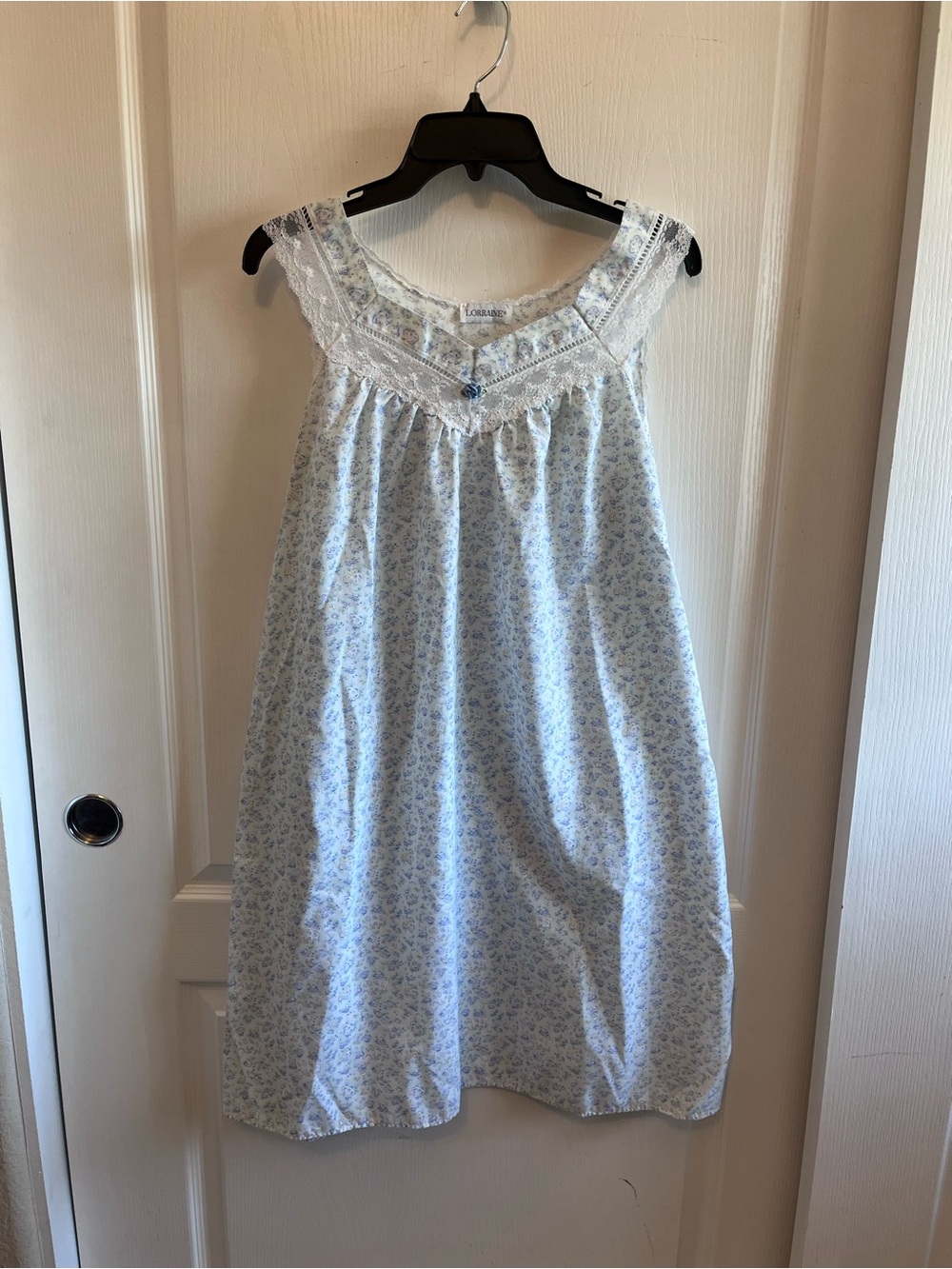 Vintage Lorraine Floral Nightgown Small Lace Trim Cottagecore Prairie Blue S